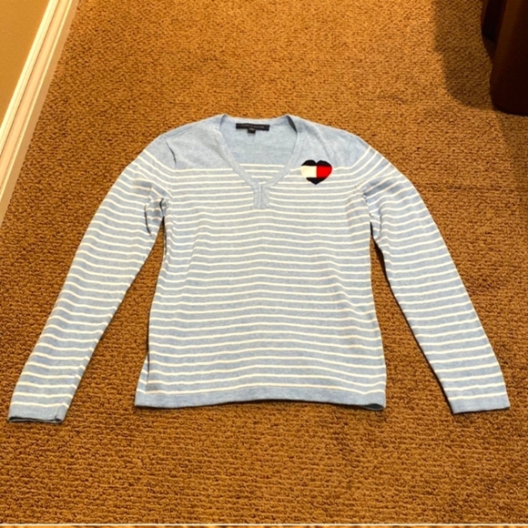 Tommy Hilfiger Small Blue Long Sleeve Sweater Sweatshirt Women's Knit Top HEART - Picture 1 of 3